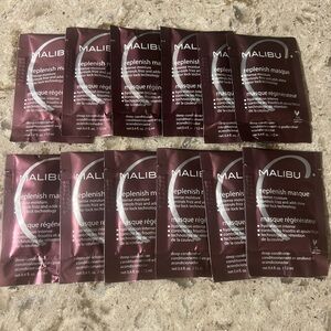 Malibu C Replenish Masque
12 unopened Packets